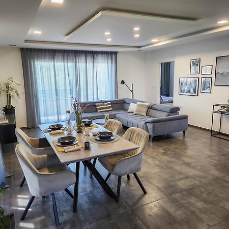 Villa Capris Apartments Koper Exteriér fotografie