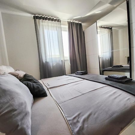 Villa Capris Apartments Koper Exteriér fotografie