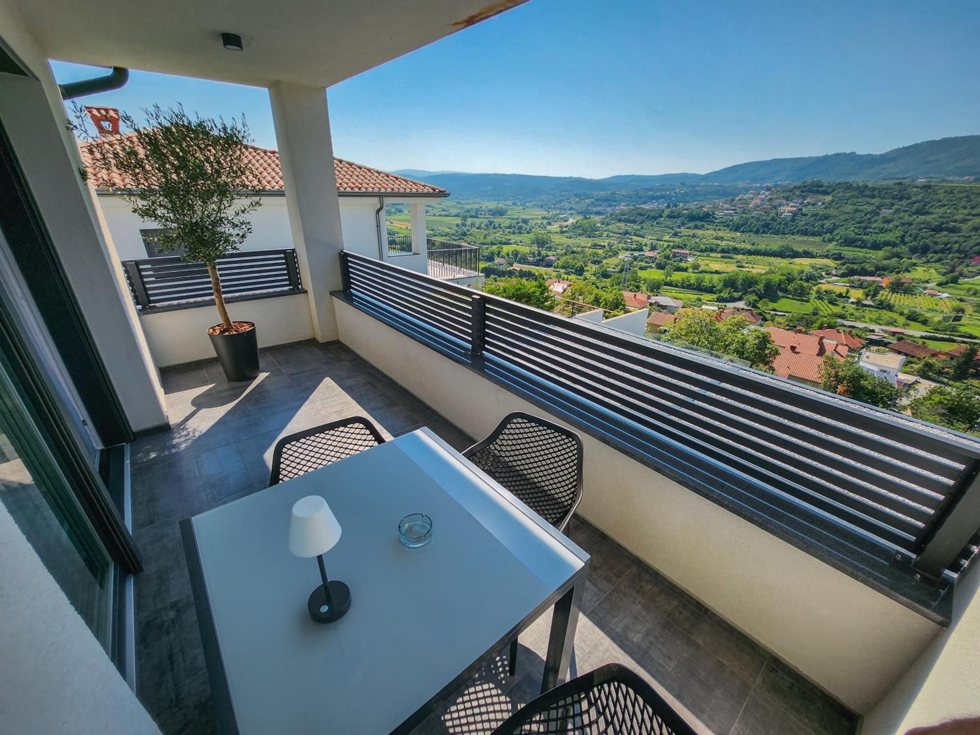 Villa Capris Apartments Koper Exteriér fotografie